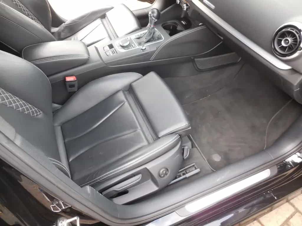 Audi S3 Lim. 2.0 TFSI quattro 02/2016-photo-10
