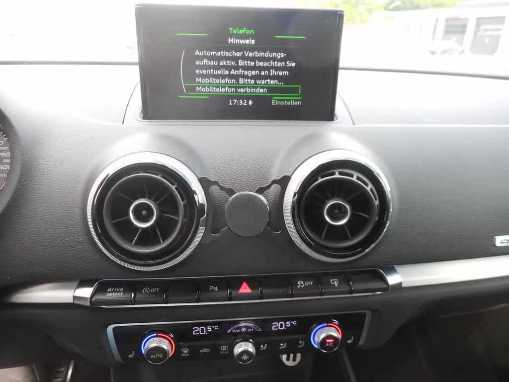 Audi S3 Lim. 2.0 TFSI quattro 02/2016-photo-15