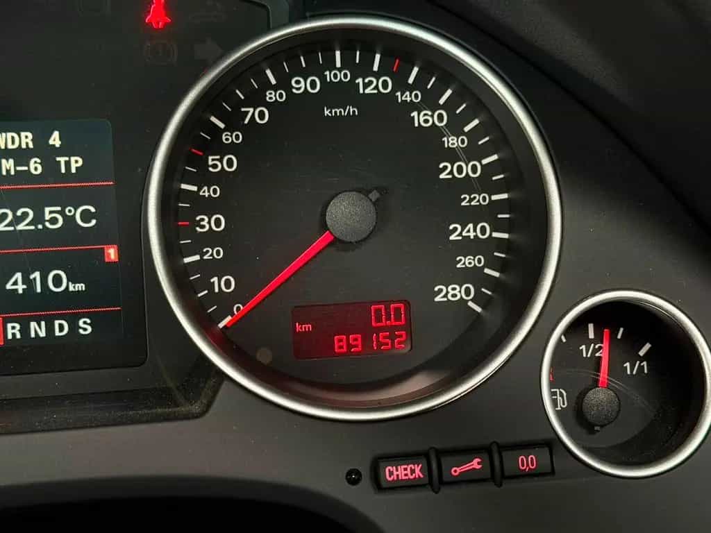 Audi A4 Cabriolet 2.0 TFSI, 1.Hd, Scheckheft voll 10/2006-photo-17