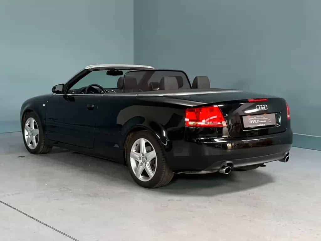 Audi A4 Cabriolet 2.0 TFSI, 1.Hd, Scheckheft voll 10/2006-photo-3