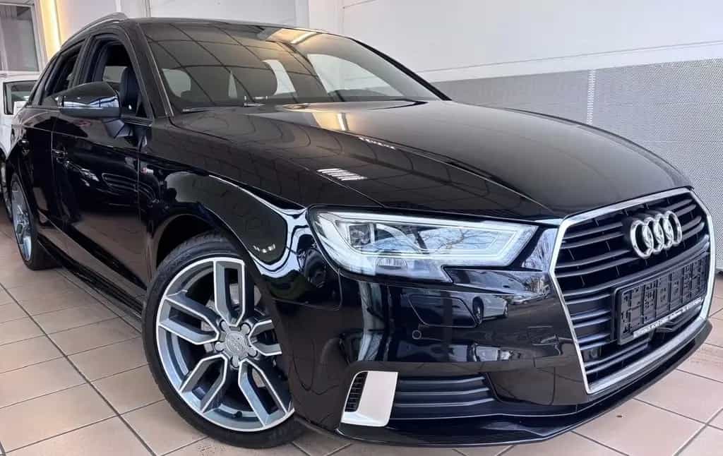 Audi A3 2.0 TDI S-Line  LED Virtual AHK Navi DSP 8 Fa 07/2019-photo-0