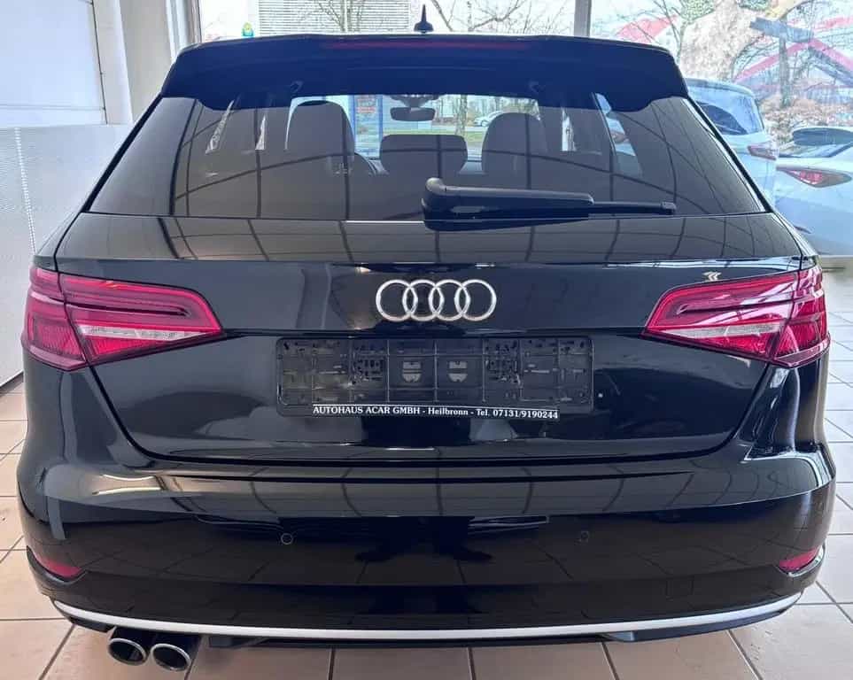 Audi A3 2.0 TDI S-Line  LED Virtual AHK Navi DSP 8 Fa 07/2019-photo-5