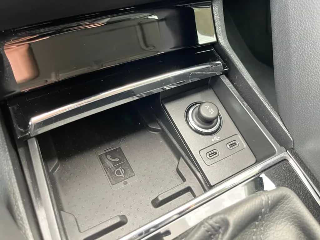 Skoda Karoq Tour 1.5 TSI DSG Standheizung 03/2023-photo-16