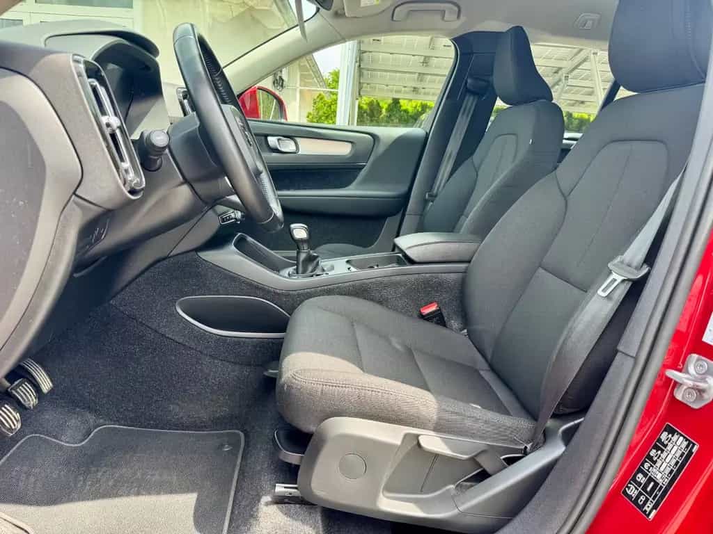 Volvo XC40 T3 Momentum Pro 12/2019-photo-7