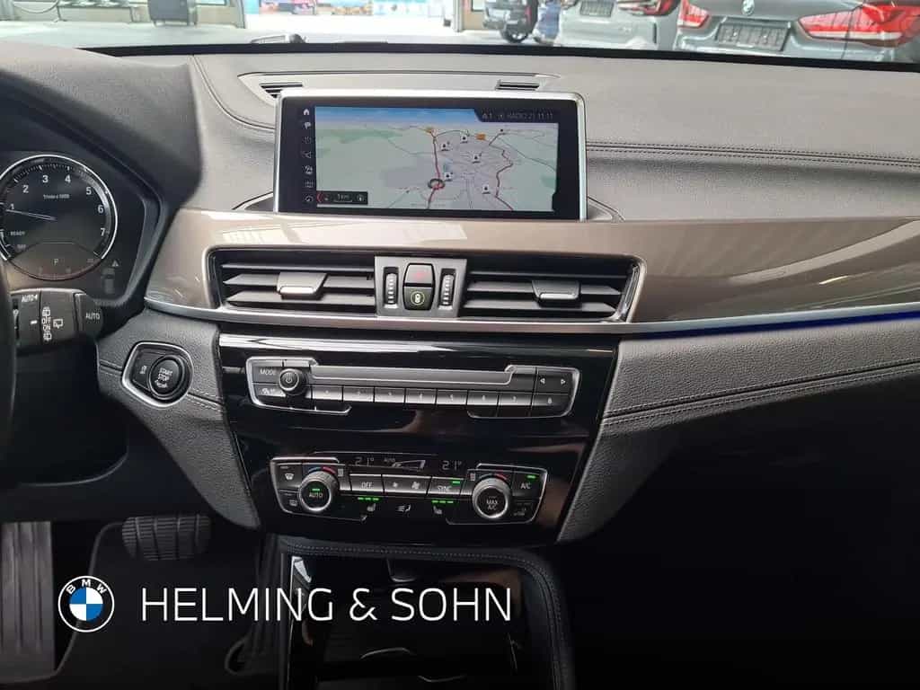 BMW X1 sDrive20i xLine LED RFK Navi ACC Shz. uvm. 02/2020-photo-14