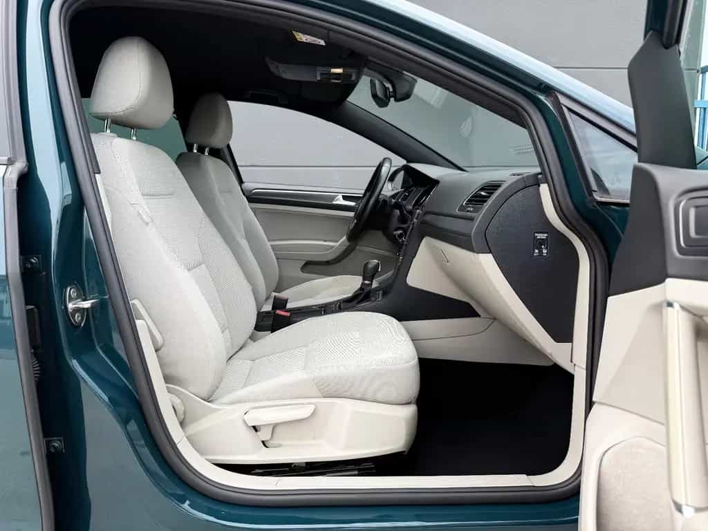 Volkswagen Golf VII Lim. DSG Sitzheizung Einparkhilfe 1Hand 03/2017-photo-19
