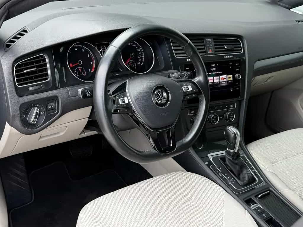 Volkswagen Golf VII Lim. DSG Sitzheizung Einparkhilfe 1Hand 03/2017-photo-31
