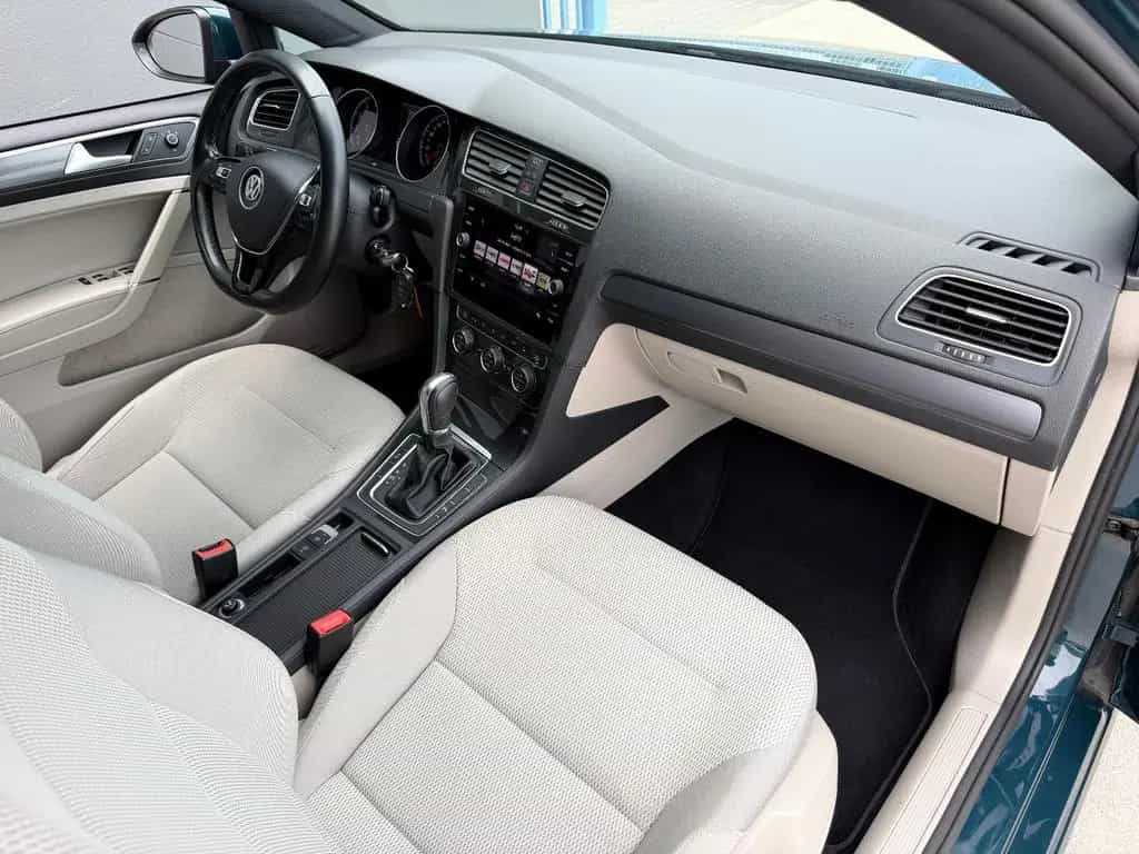Volkswagen Golf VII Lim. DSG Sitzheizung Einparkhilfe 1Hand 03/2017-photo-38