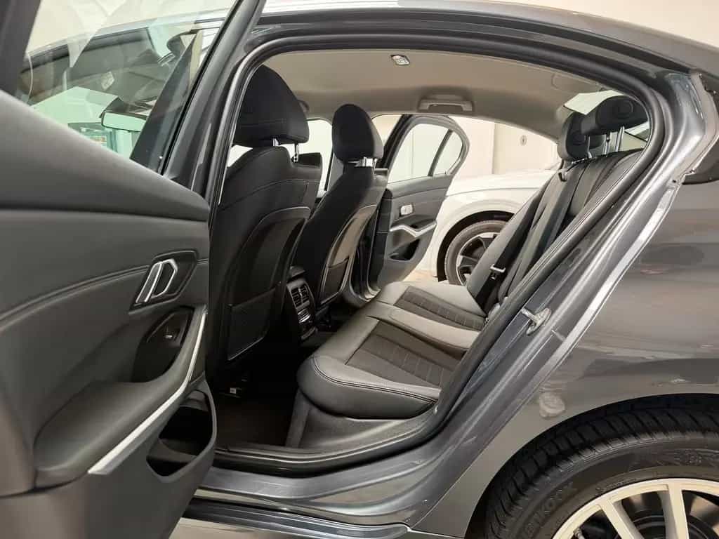 BMW 320 i xDrive Limousine Steptronic SportLine 184PS 09/2019-photo-10