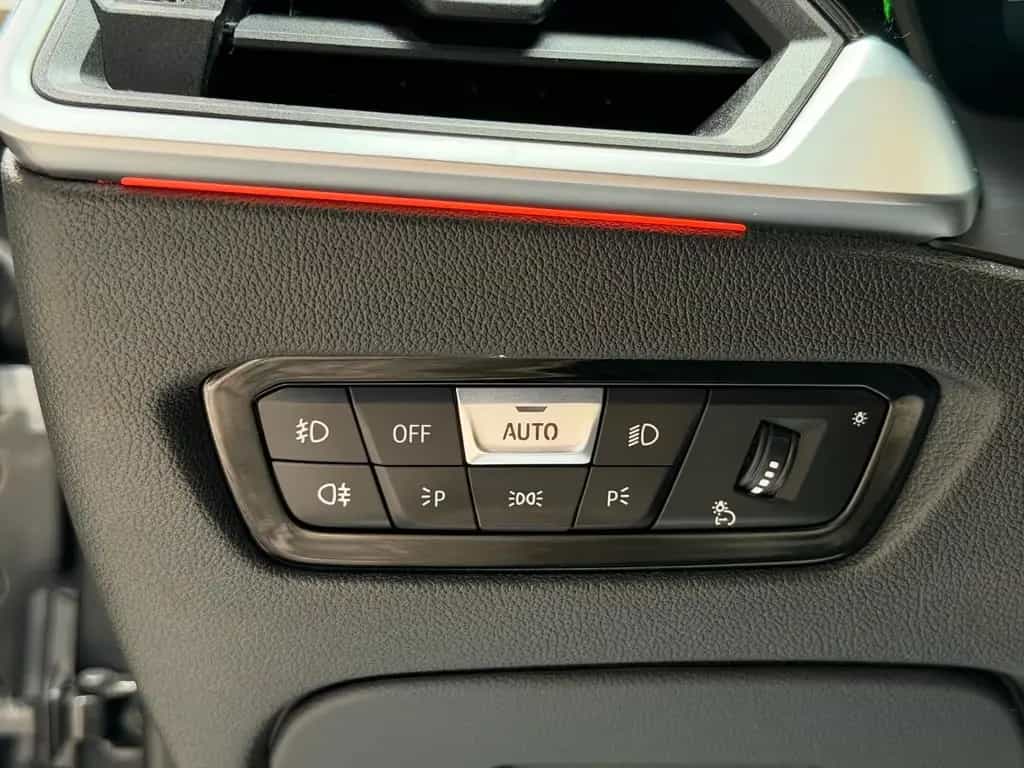 BMW 320 i xDrive Limousine Steptronic SportLine 184PS 09/2019-photo-31