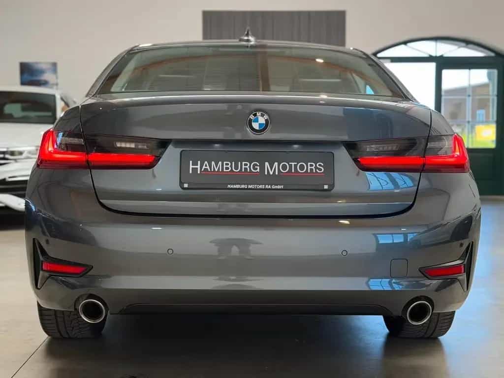 BMW 320 i xDrive Limousine Steptronic SportLine 184PS 09/2019-photo-35