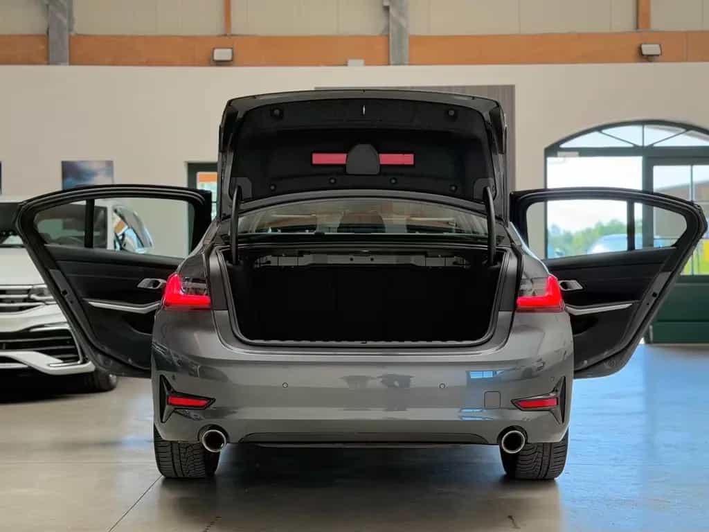 BMW 320 i xDrive Limousine Steptronic SportLine 184PS 09/2019-photo-36