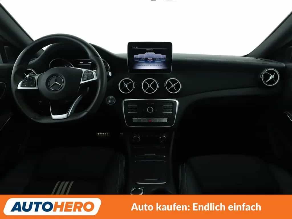 Mercedes-Benz CLA 220 CLA-Klasse CLA 220 4Matic AMG Line Aut.*NAVI*LED 05/2018-photo-11