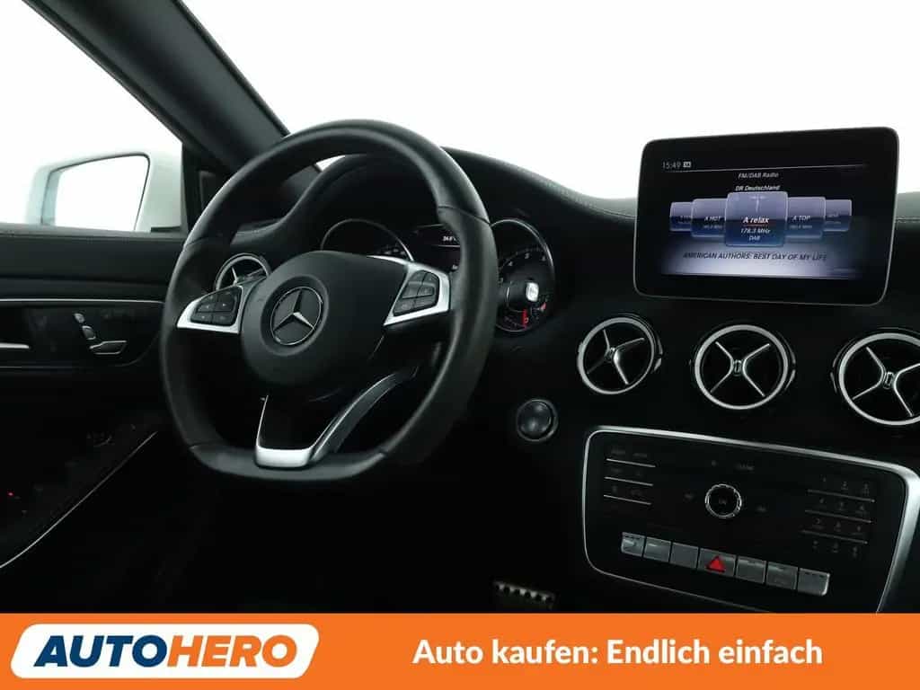 Mercedes-Benz CLA 220 CLA-Klasse CLA 220 4Matic AMG Line Aut.*NAVI*LED 05/2018-photo-12