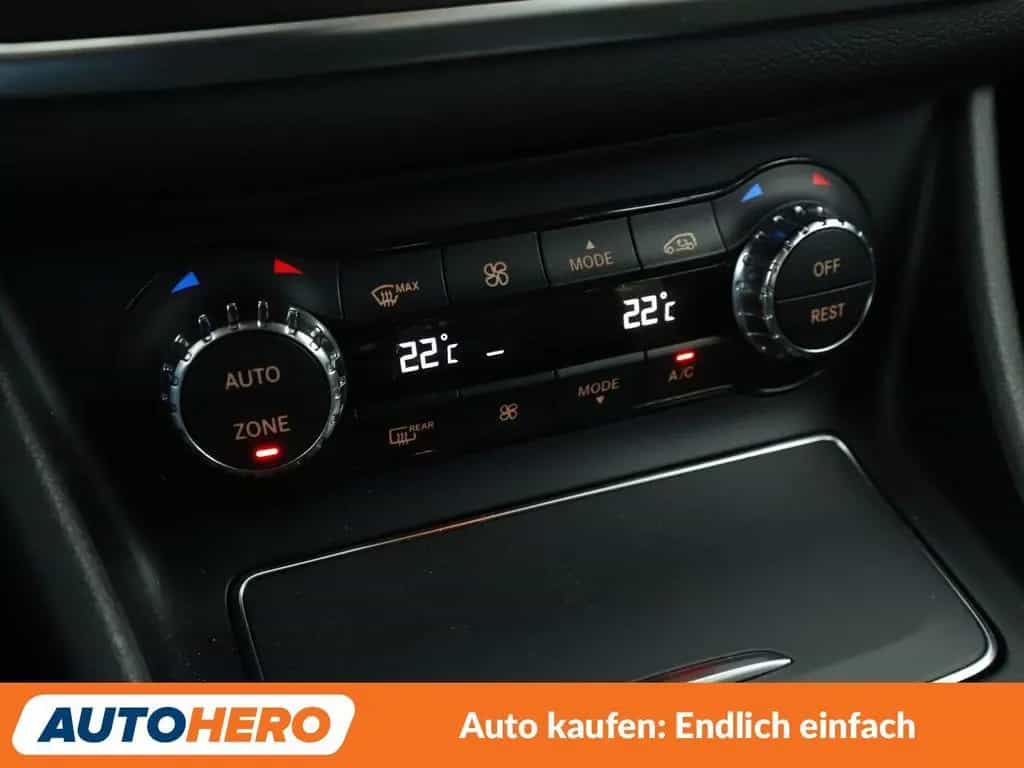 Mercedes-Benz CLA 220 CLA-Klasse CLA 220 4Matic AMG Line Aut.*NAVI*LED 05/2018-photo-22