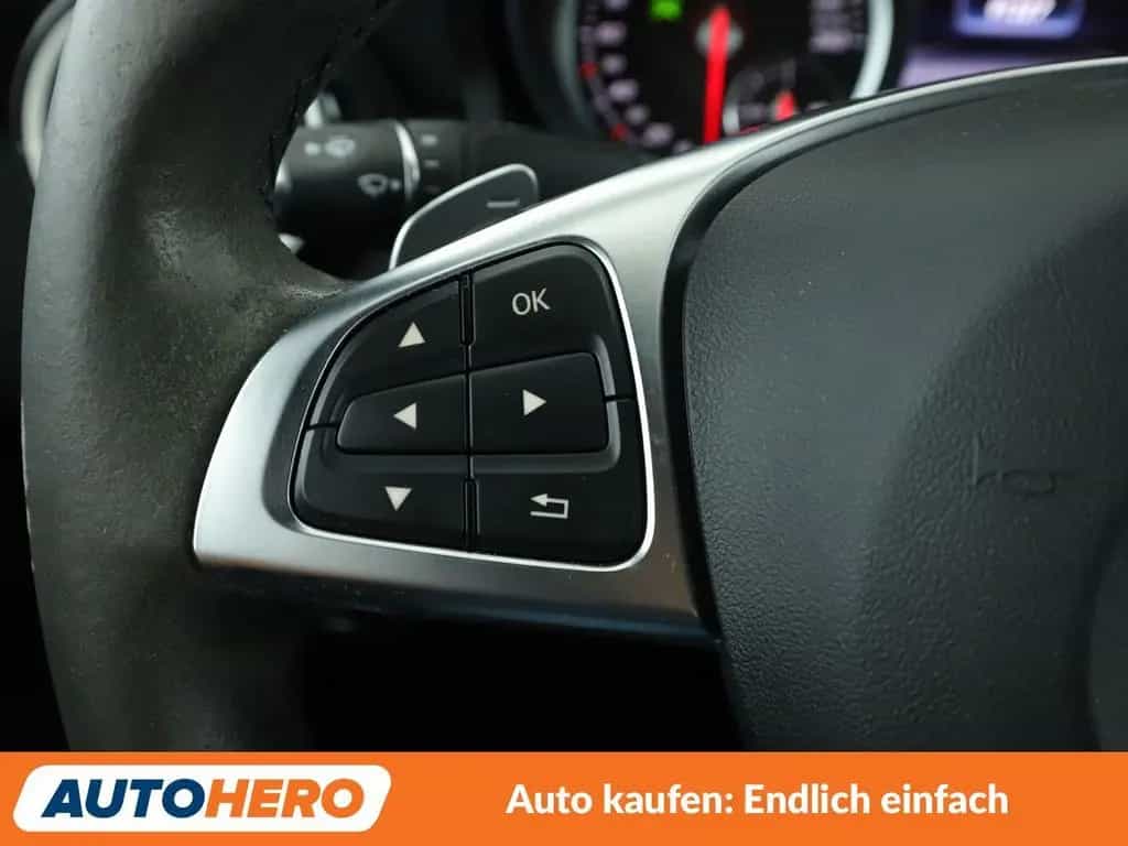 Mercedes-Benz CLA 220 CLA-Klasse CLA 220 4Matic AMG Line Aut.*NAVI*LED 05/2018-photo-27