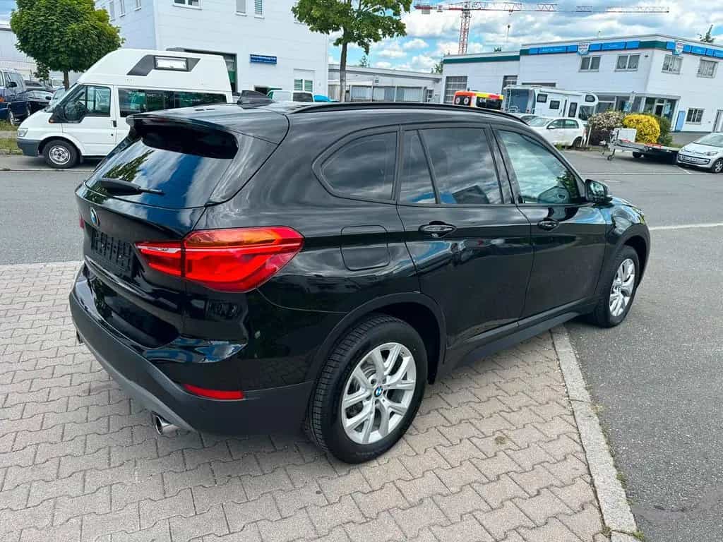 BMW X1 xDrive 20 i Advantage 12/2016-photo-5