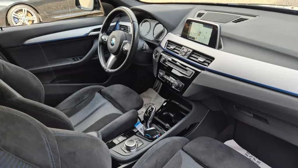 BMW X1 sDrive 20i M Sport/NAVI/HIFI/AHK/LED 08/2019-photo-11