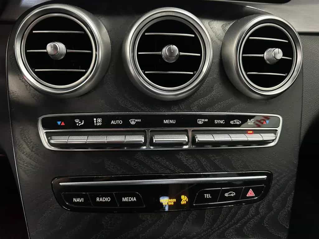 Mercedes-Benz C 300 d AMG Kamera Multibeam COMAND Widescreen 01/2020-photo-18