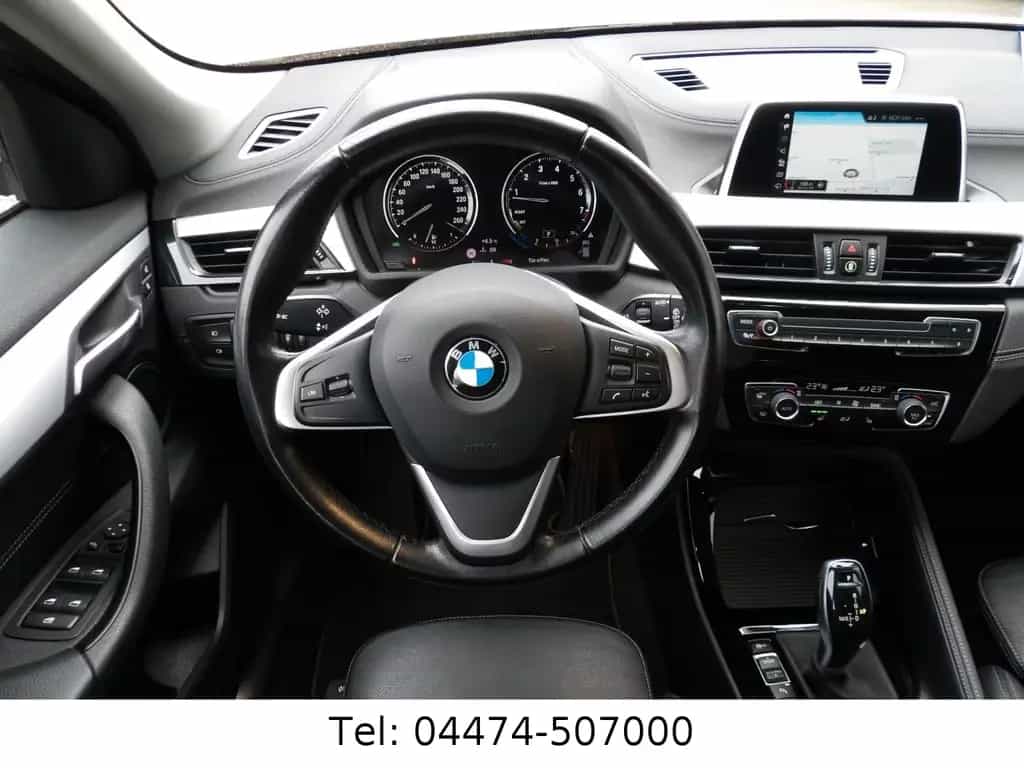 BMW X2 sDrive 20i Leder Navi Sizhg PDC 1.Hand! 08/2018-photo-3