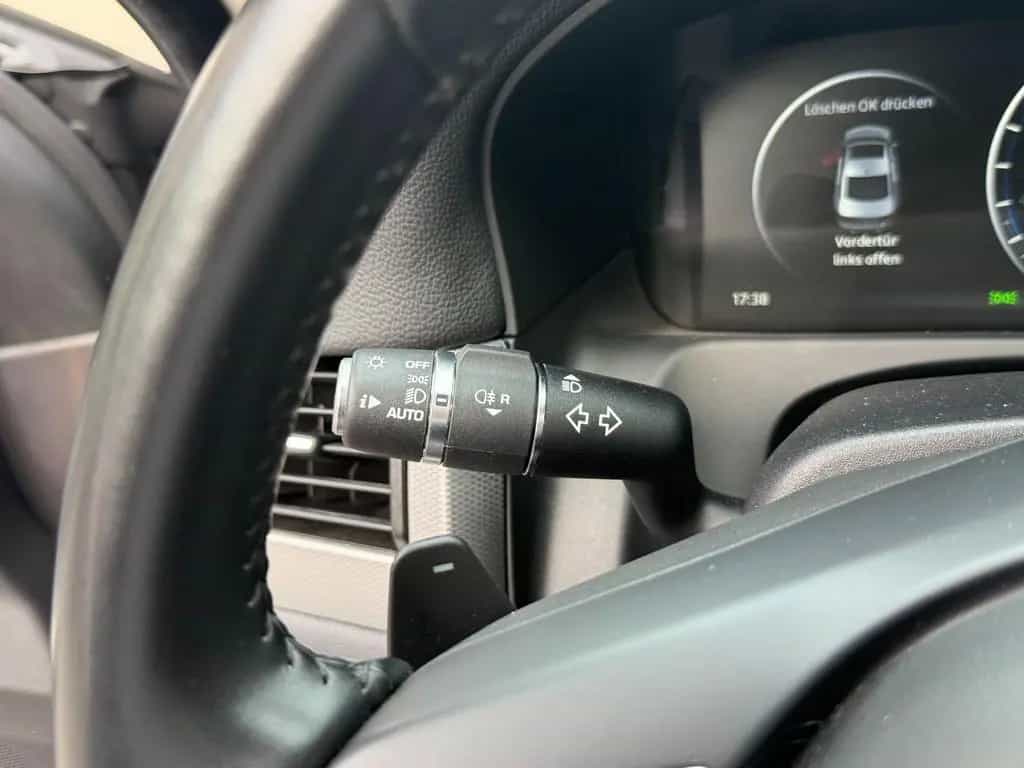 Jaguar XF Prestige 30d Pano*Leder*Digital 03/2017-photo-17