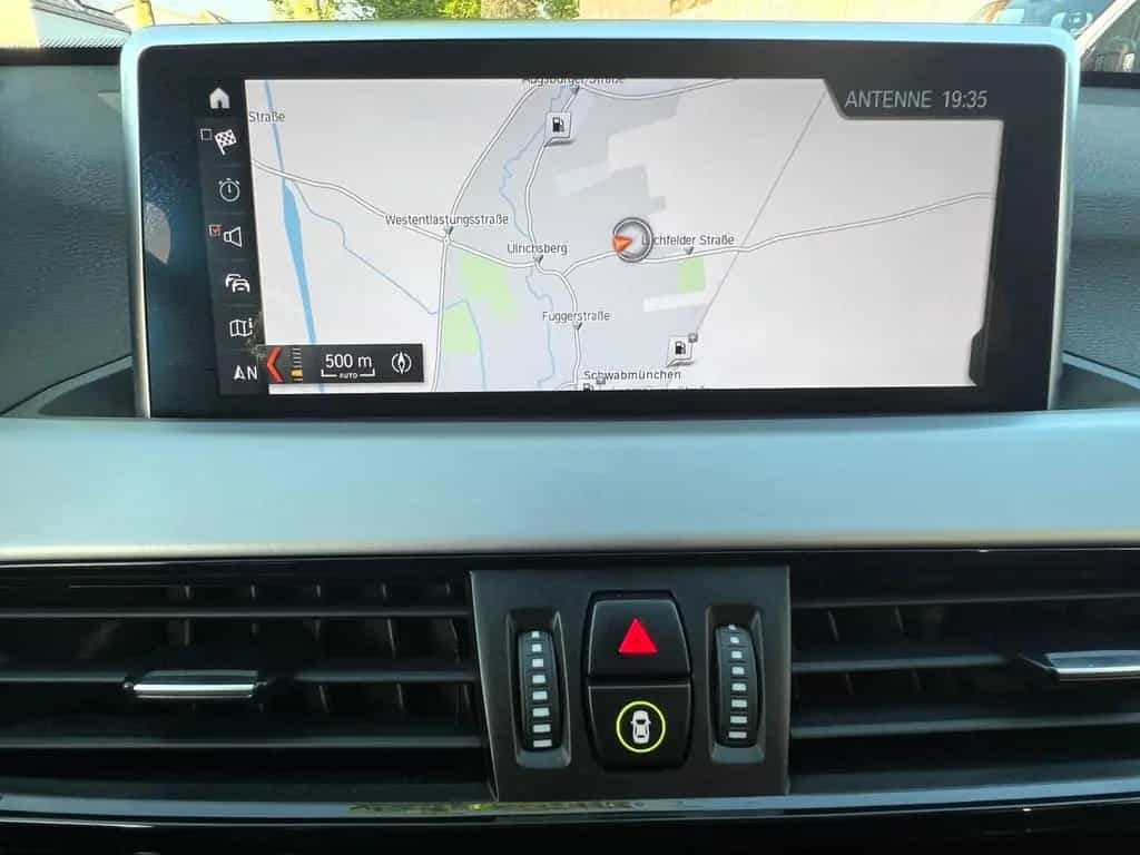 BMW X1 sDrive 18 d Advantage AHK, LED, Panoramadach 01/2021-photo-29
