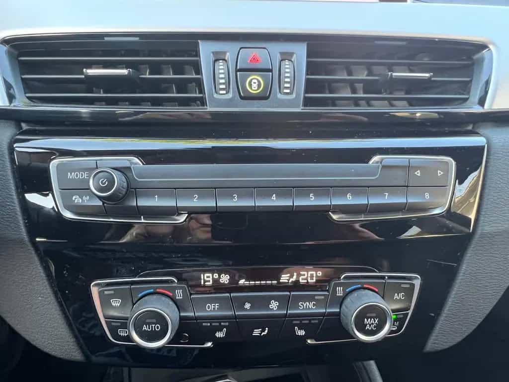 BMW X1 sDrive 18 d Advantage AHK, LED, Panoramadach 01/2021-photo-30
