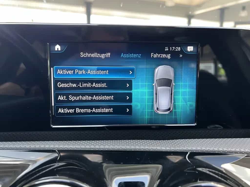Mercedes-Benz A 200 A A 200 Aut Progressive Pano Navi Massage LED 08/2019-photo-13