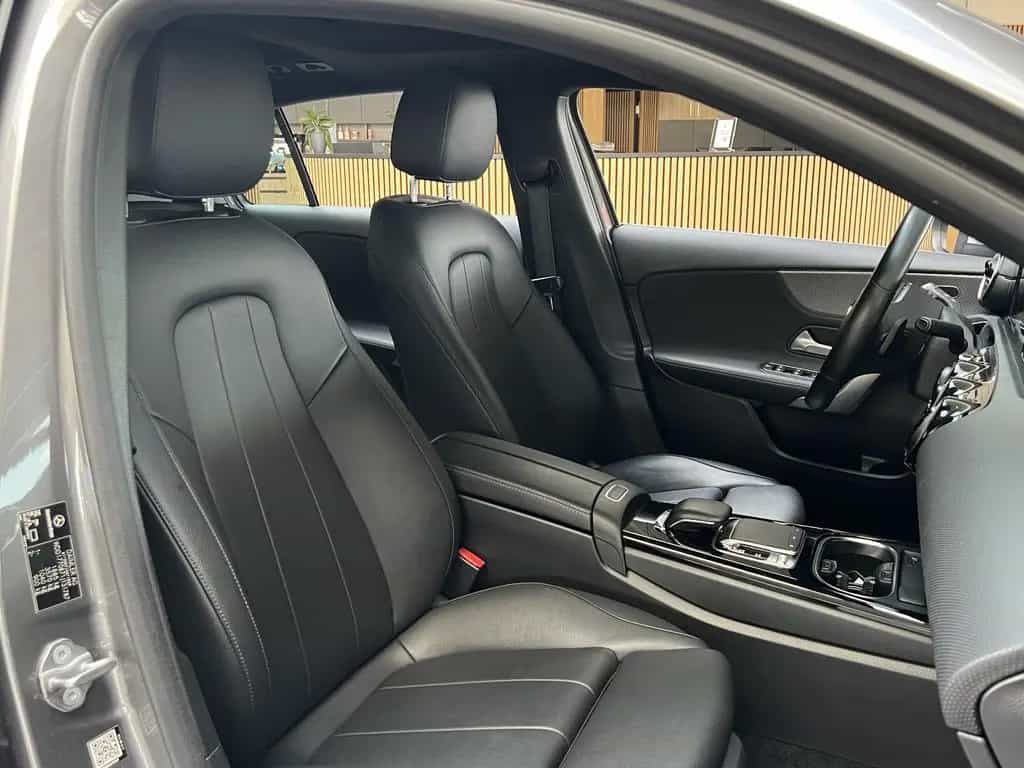 Mercedes-Benz A 200 A A 200 Aut Progressive Pano Navi Massage LED 08/2019-photo-28