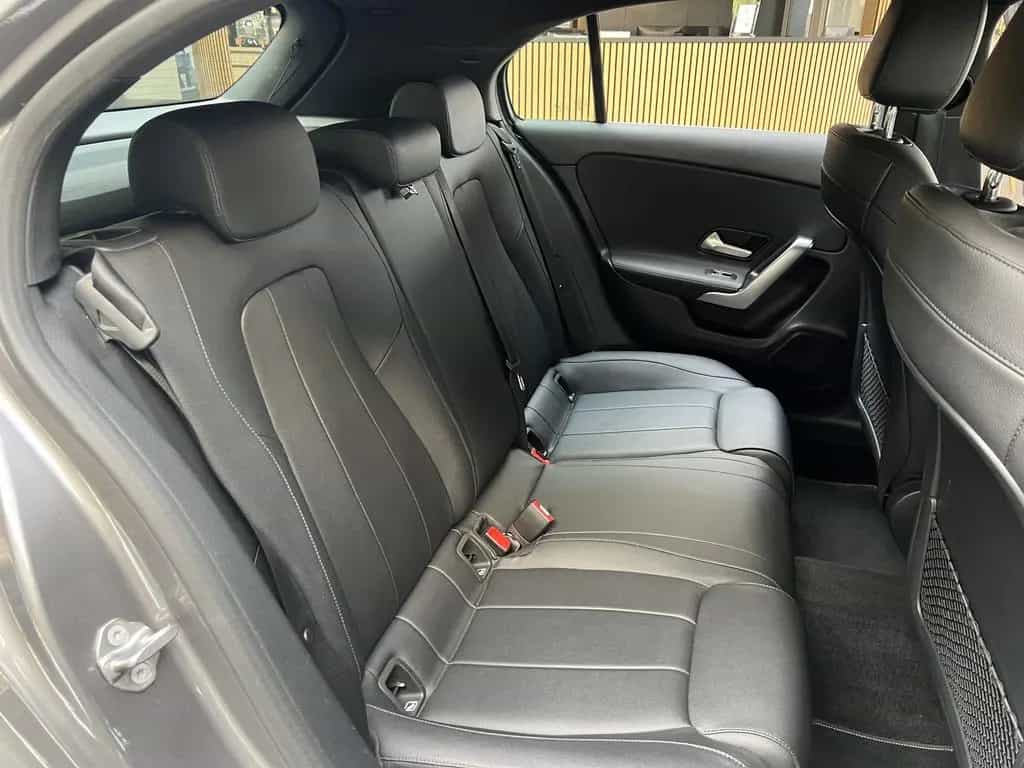 Mercedes-Benz A 200 A A 200 Aut Progressive Pano Navi Massage LED 08/2019-photo-30