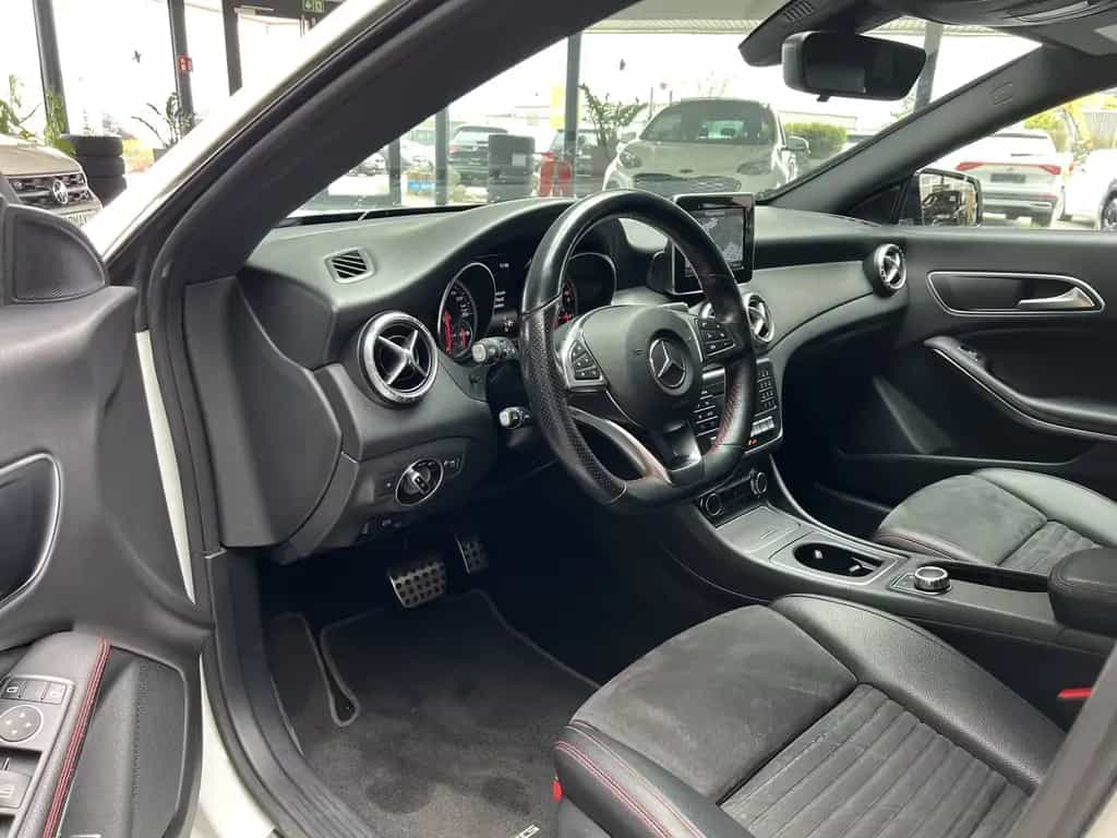 Mercedes-Benz CLA 180 SB Aut AMG-Line StHz Shz Navi Kamera BT 02/2019-photo-7