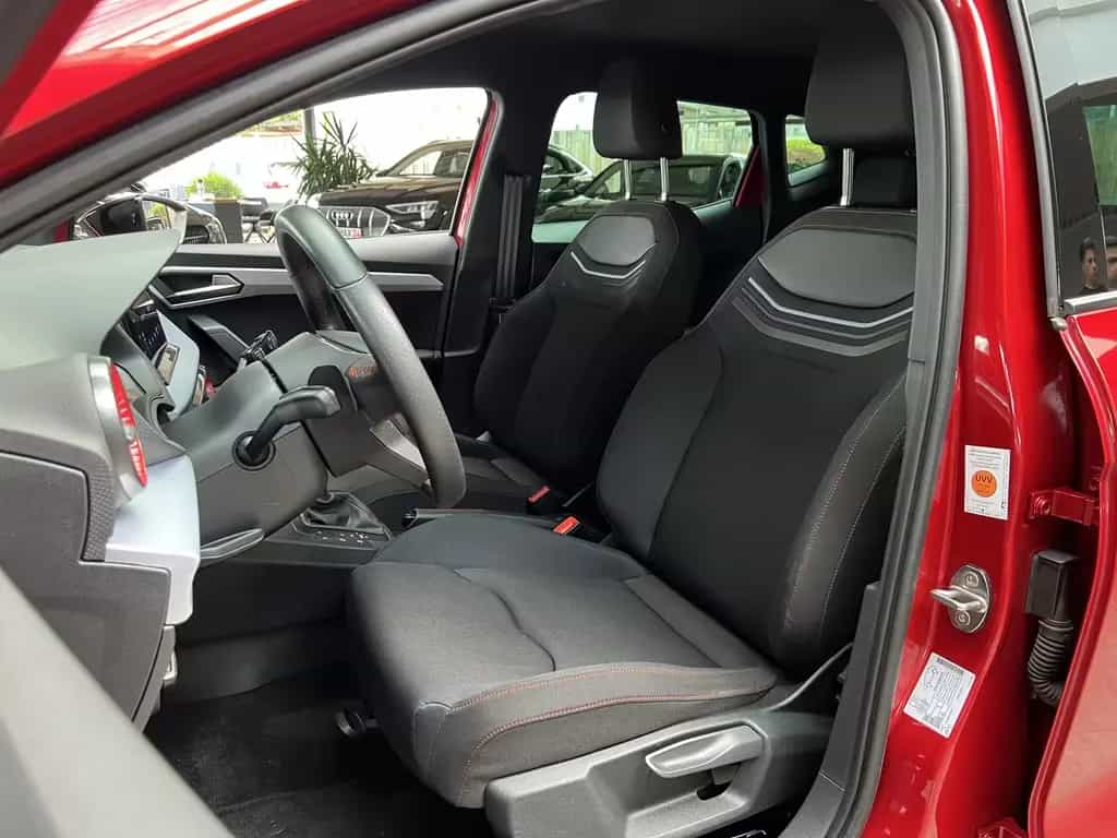 Seat Ibiza FR DSG DAB Kamera Navi CarPlay Navi LED 03/2022-photo-1