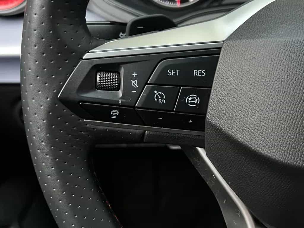 Seat Ibiza FR DSG DAB Kamera Navi CarPlay Navi LED 03/2022-photo-20