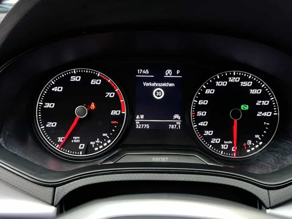 Seat Ibiza FR DSG DAB Kamera Navi CarPlay Navi LED 03/2022-photo-9