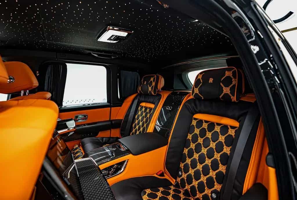 Rolls-Royce Cullinan Black Badge Cullinan Gucci Full Prod 2026 null-photo-9