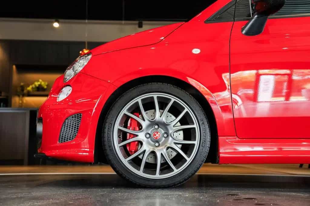 Abarth 695 Tributo Ferrari, 180 PK, N° 0072, Only 12.00 10/2011-photo-14