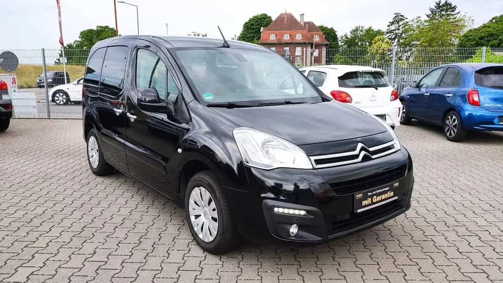 Citroën Berlingo 4 Zylinder*Klimaauto*NAVI*BT*SHZ*FSE*SH 04/2016-photo-11