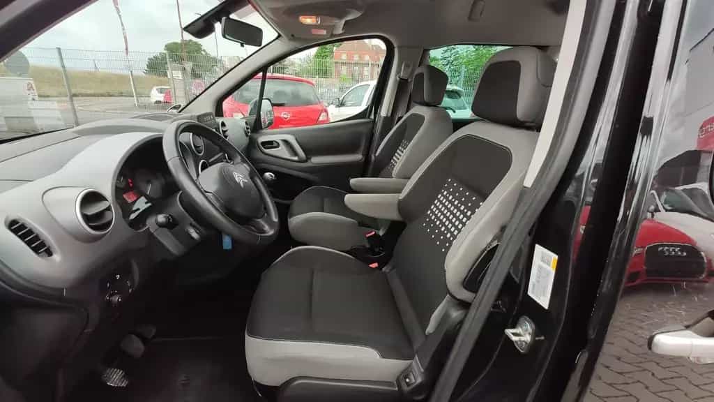 Citroën Berlingo 4 Zylinder*Klimaauto*NAVI*BT*SHZ*FSE*SH 04/2016-photo-13