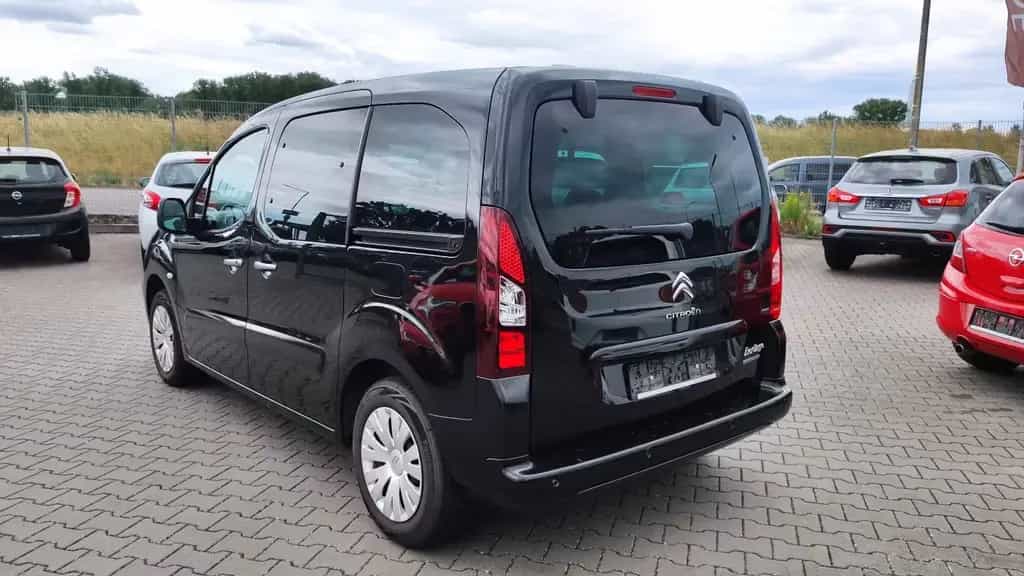 Citroën Berlingo 4 Zylinder*Klimaauto*NAVI*BT*SHZ*FSE*SH 04/2016-photo-3