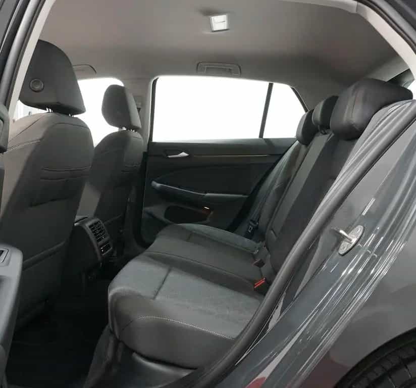 Volkswagen Golf VIII Lim. Life 1.5 eTSI*ACC*RFK*LHZ*VC*APP* 03/2023-photo-15
