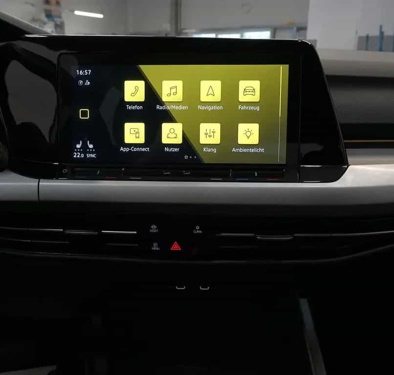 Volkswagen Golf VIII Lim. Life 1.5 eTSI*ACC*RFK*LHZ*VC*APP* 03/2023-photo-21