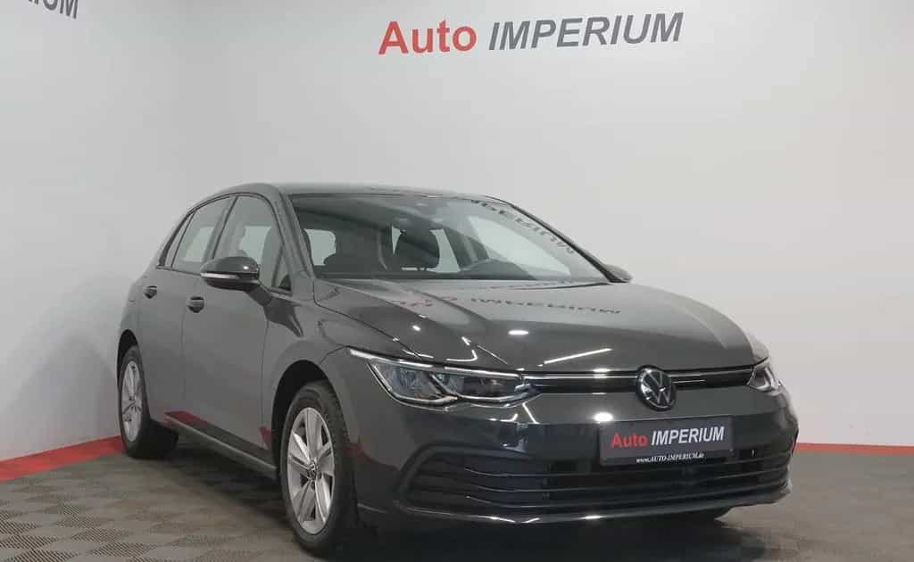 Volkswagen Golf VIII Lim. Life 1.5 eTSI*ACC*RFK*LHZ*VC*APP* 03/2023-photo-3