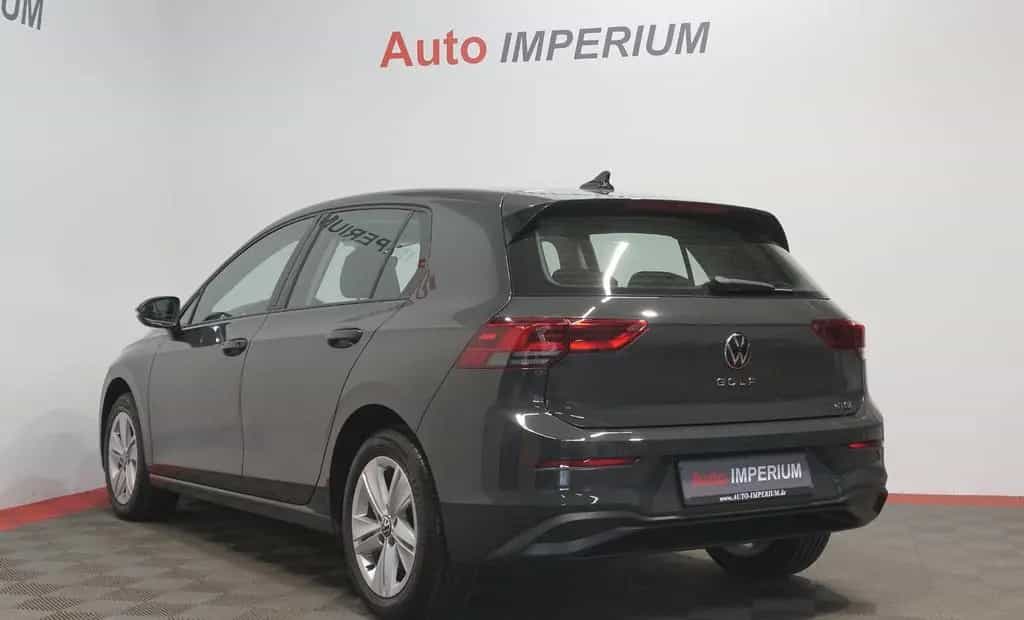 Volkswagen Golf VIII Lim. Life 1.5 eTSI*ACC*RFK*LHZ*VC*APP* 03/2023-photo-6