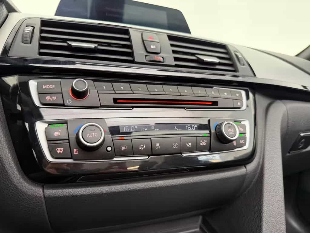 BMW 420 i Cabrio*M SPORT*XENON-R.KAM-HiFi-HARDTOP-KRH 11/2019-photo-48