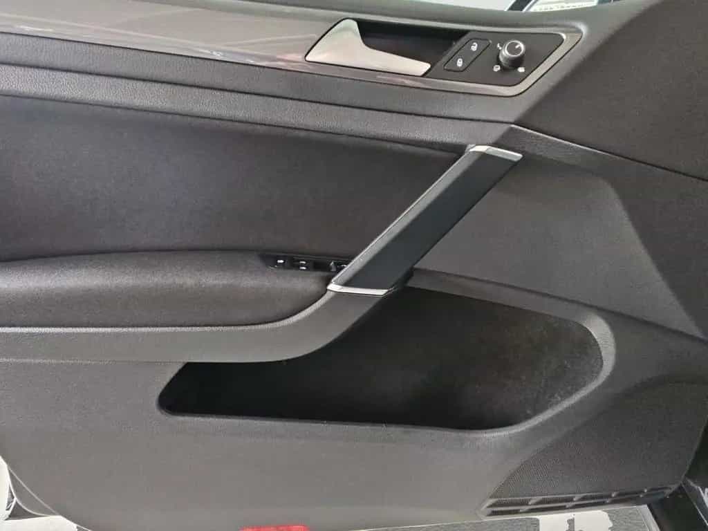 Volkswagen Golf 1.4 TSI Allstar NAVI TEMP XENON SITZH PDC 07/2016-photo-4