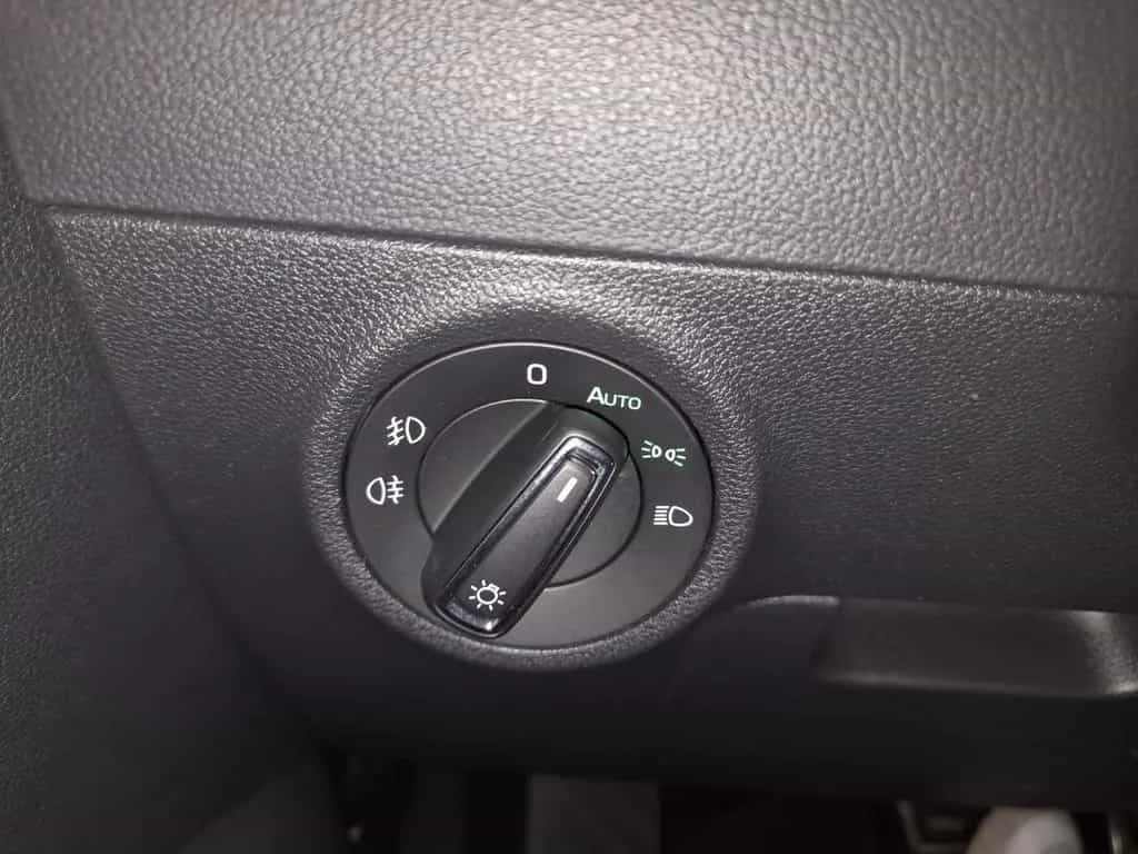 Skoda Karoq Style /  1. Hand / Garantie 11/2020-photo-13