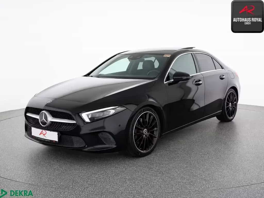 Mercedes-Benz A 250 Limousine 4M AMG 19Z PANO,MULTIBEAM,DISTRO 06/2019-photo-0