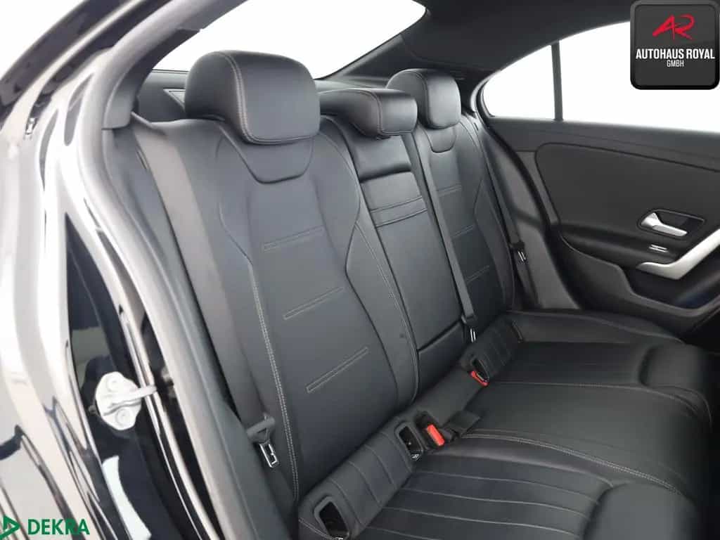 Mercedes-Benz A 250 Limousine 4M AMG 19Z PANO,MULTIBEAM,DISTRO 06/2019-photo-12