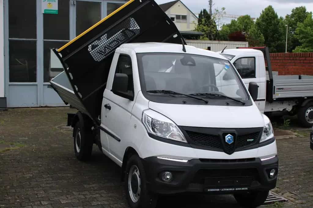 Piaggio Porter NP6 3-SeitenKipper CNG Klima Sonderp 06/2026-photo-0