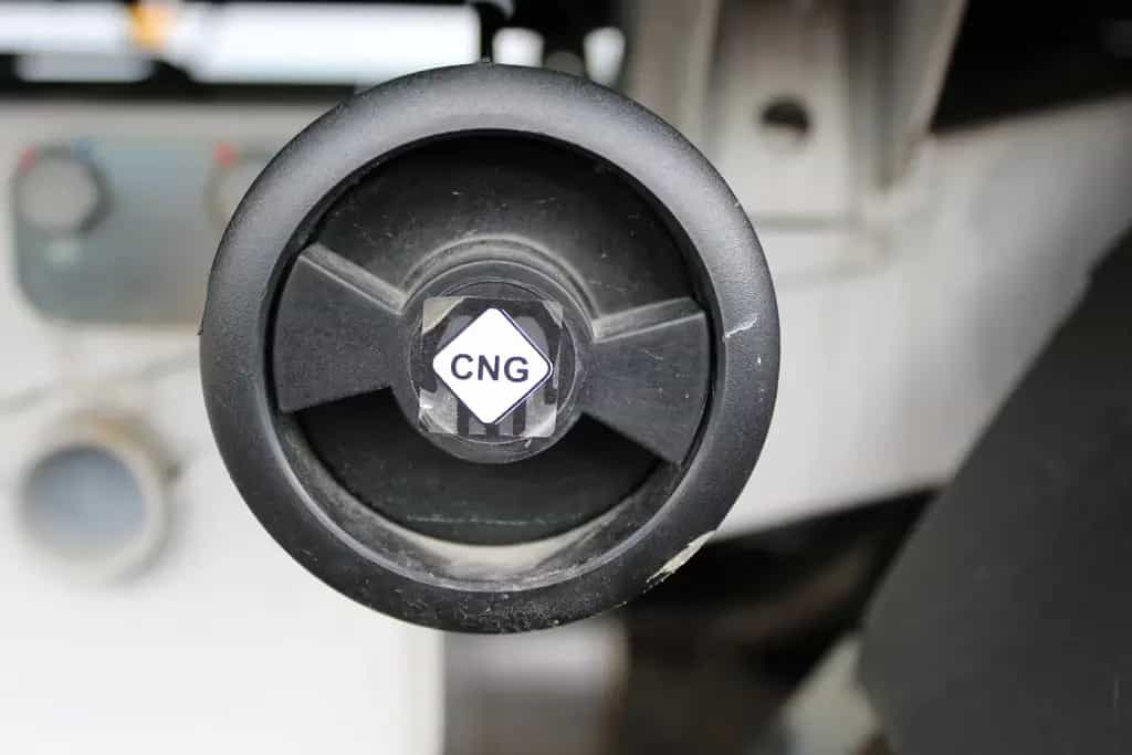 Piaggio Porter NP6 3-SeitenKipper CNG Klima Sonderp 06/2026-photo-17